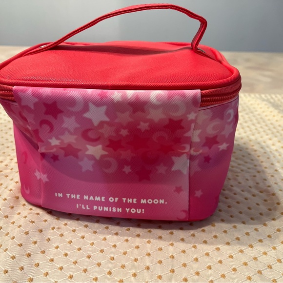 COPY - Sailor Moon x Sanrio Characters Vanity Pouch Hello Kitty Cosmetic Bag - Picture 2 of 5